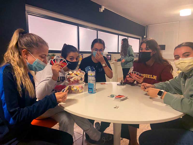 estudiante universitaria resolutiva